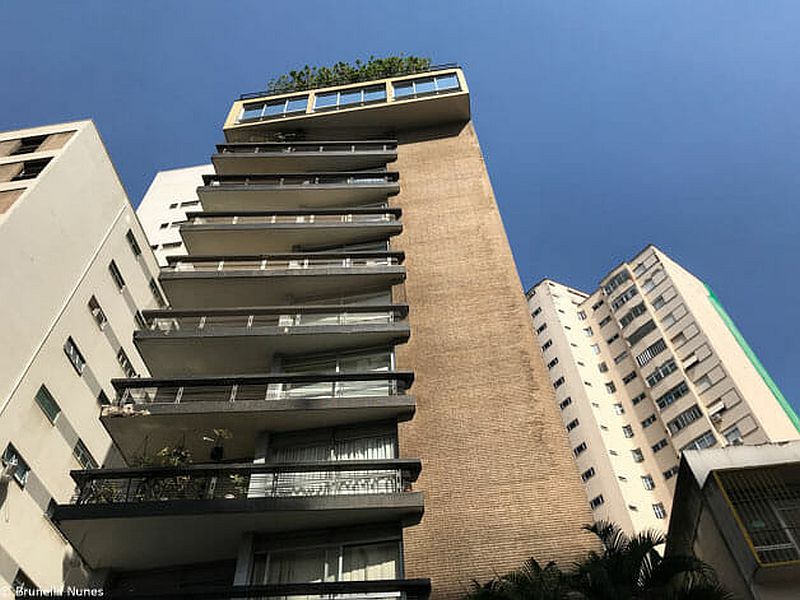 Edifício Corina - Arquiteto Bernardo Rzezak